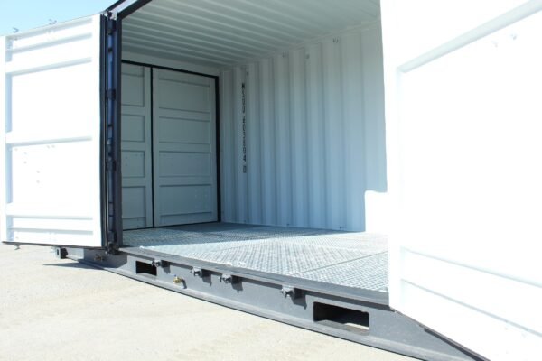 20ft High Cube Container – Hazardous Waste Container, Side opening (9ft 6′ high). - Image 9