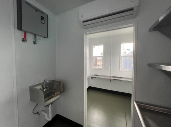 40 Ft Container Bar - Image 13